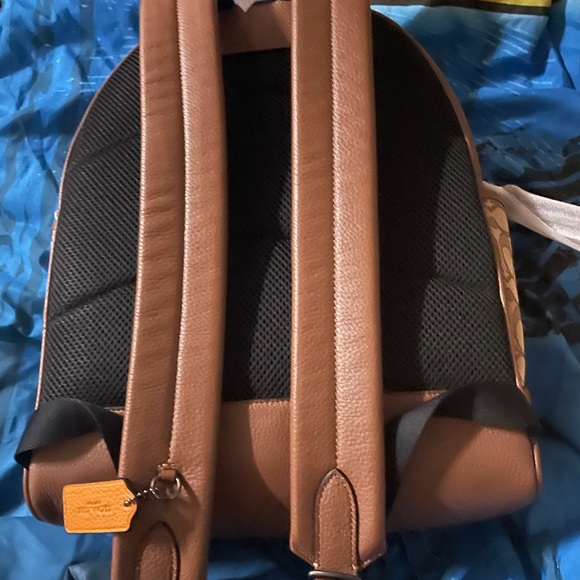 Coach backpack - Picture 3 of 8
